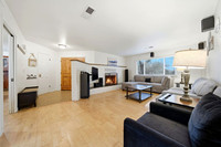 living room/entryway