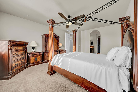 Master bedoom
