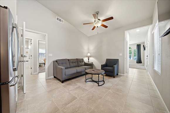 in law suite living area