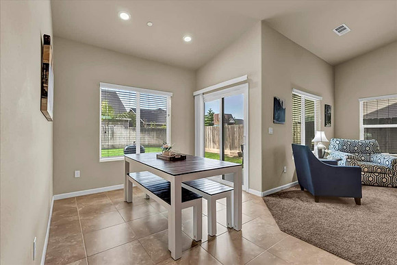 eat in dining area
