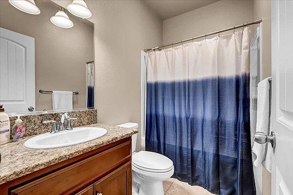 guest bath 3