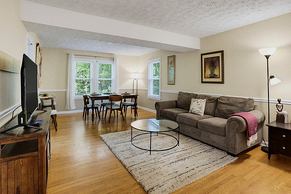 Living and dining area