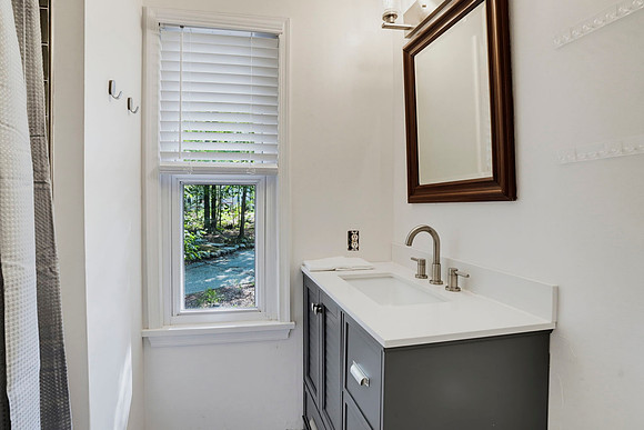 Guest hall bath