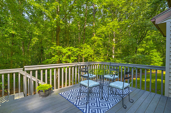 Top patio with seating for 4