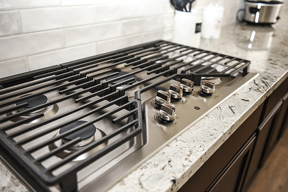 5 burner gas cooktop
