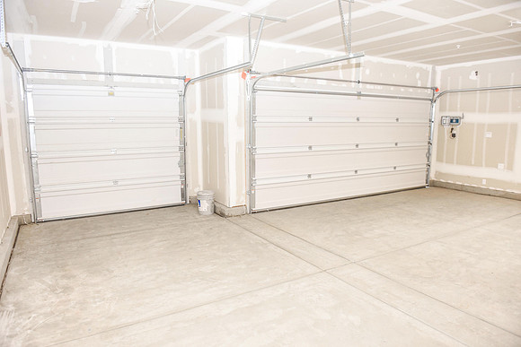 3 car garage
