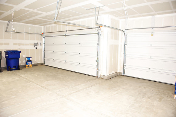 3 car garage.