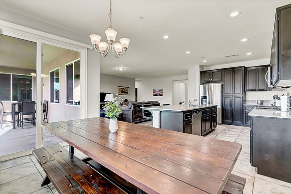 sliding doors to backyard