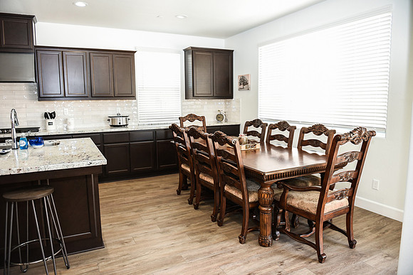 eat in kitchen.