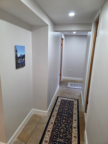 Hallway to the Office/Bedroom